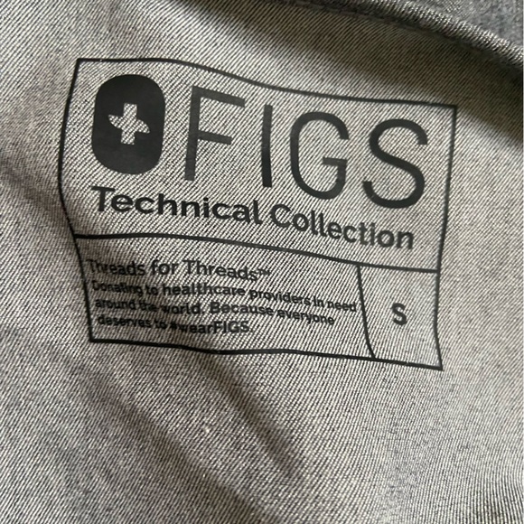 FIGS scrub set - Picture 5 of 7